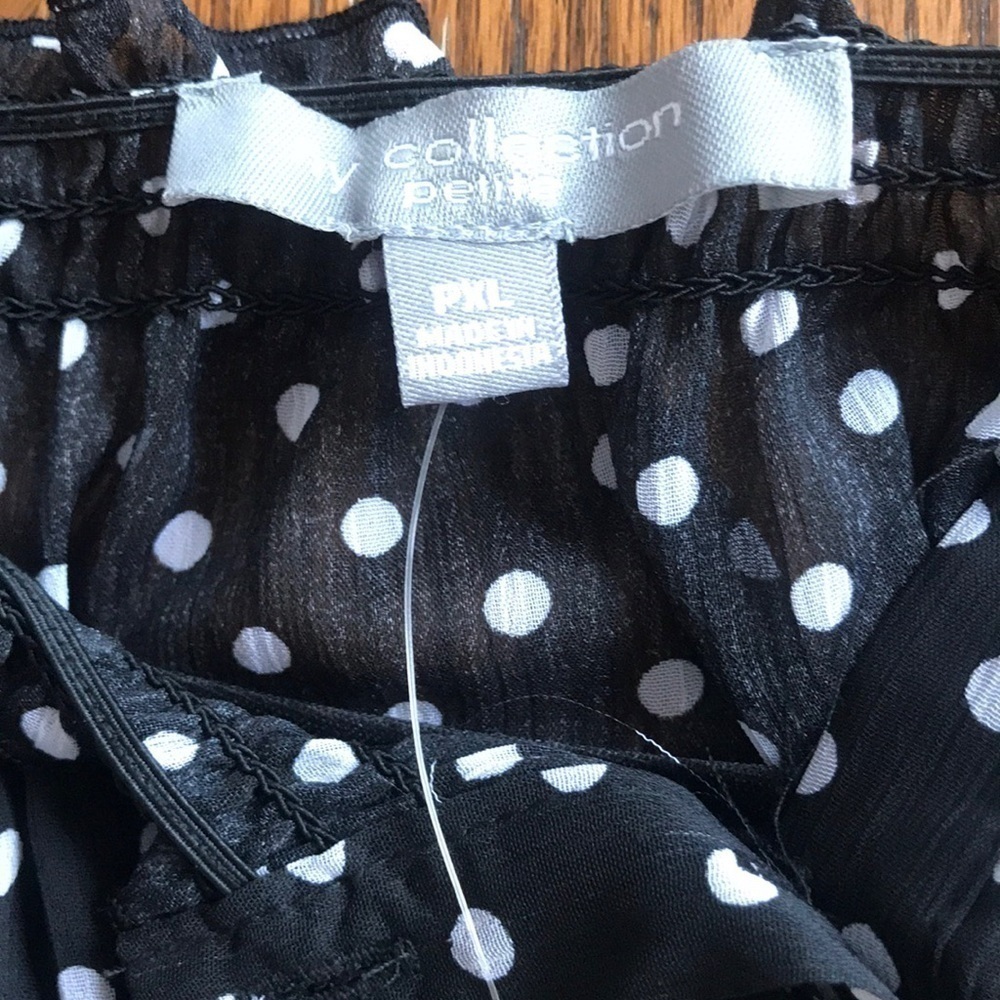 *🆕 NY Collection Black Polka Dot Top XL Petite - Picture 6 of 6